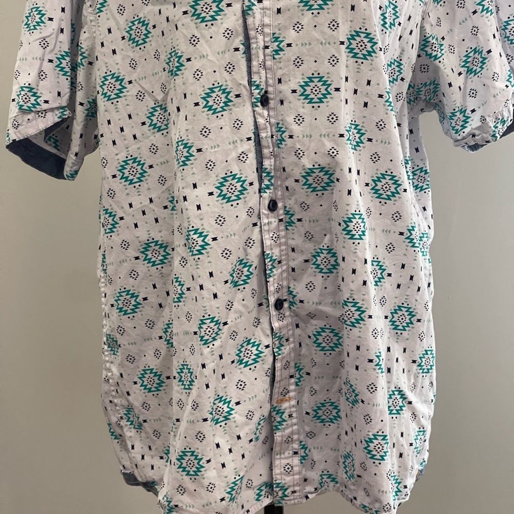 Tranquility & Mayhem XL Men's Patterned Short Sleeve Button Down Shirt 143 - Picture 3 of 7